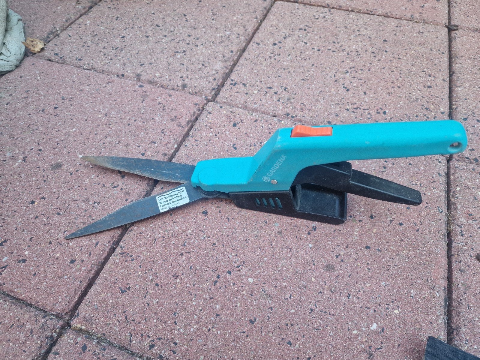 Gardena Grasschaar - Handige Tuingereedschap, Tuin en Terras, Hand-tuingereedschap, Ophalen of Verzenden, Gebruikt, Overige soorten