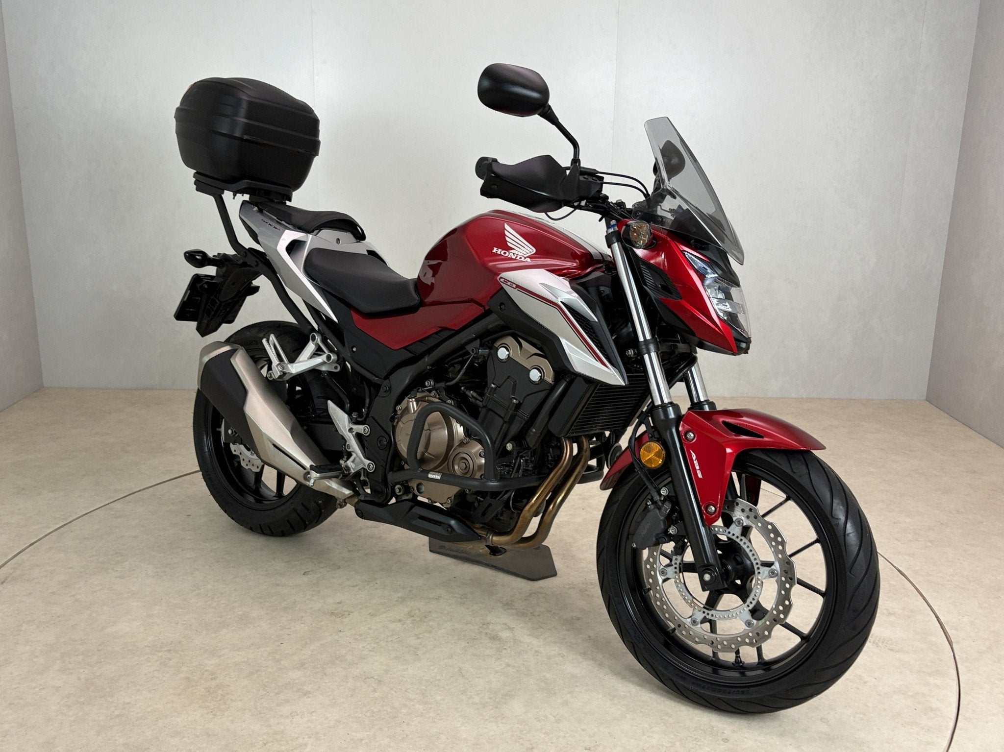 Honda CB 500 F ABS (bj 2020), Motoren, Cco@honda-eu.com, Stroombaan 4
1181 VX  Amstelveen, Honda Motor Europe Ltd, Bedrijf