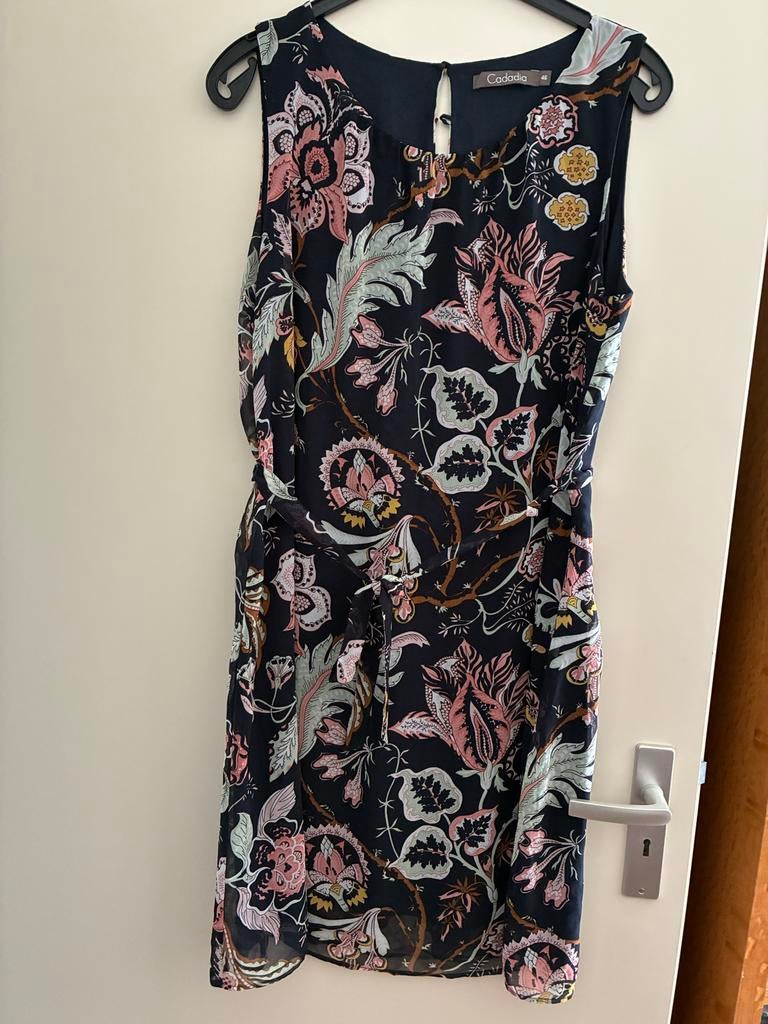 Cadadia jurk donkerblauw bloem - Maat 46, Kleding | Dames, Jurken, Blauw, Maat 46/48 (XL) of groter, Ophalen of Verzenden, Zo goed als nieuw