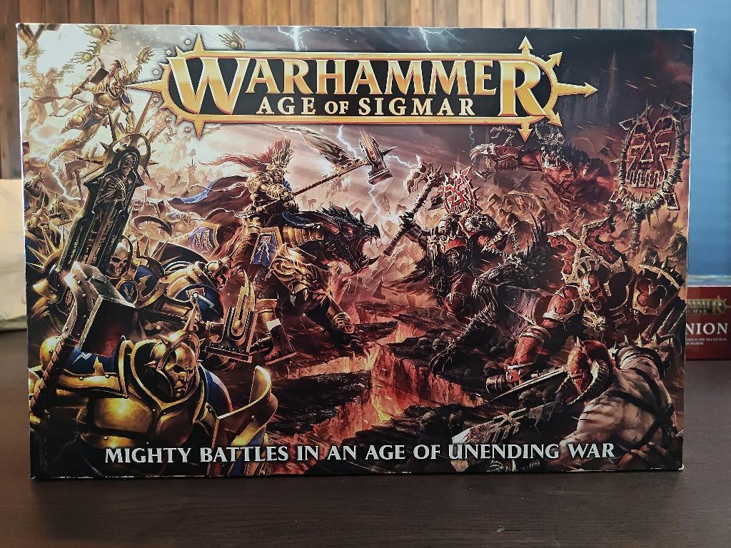 Warhammer Age of Sigmar (AoS) Starterbox Stormcast vs Khorne, Hobby en Vrije tijd, Wargaming, Ophalen of Verzenden, Zo goed als nieuw