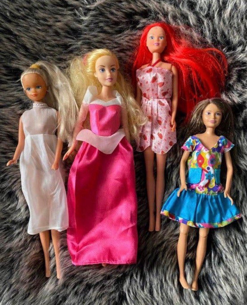 Verschillende Barbie poppen, Verzenden, Zo goed als nieuw, Barbie