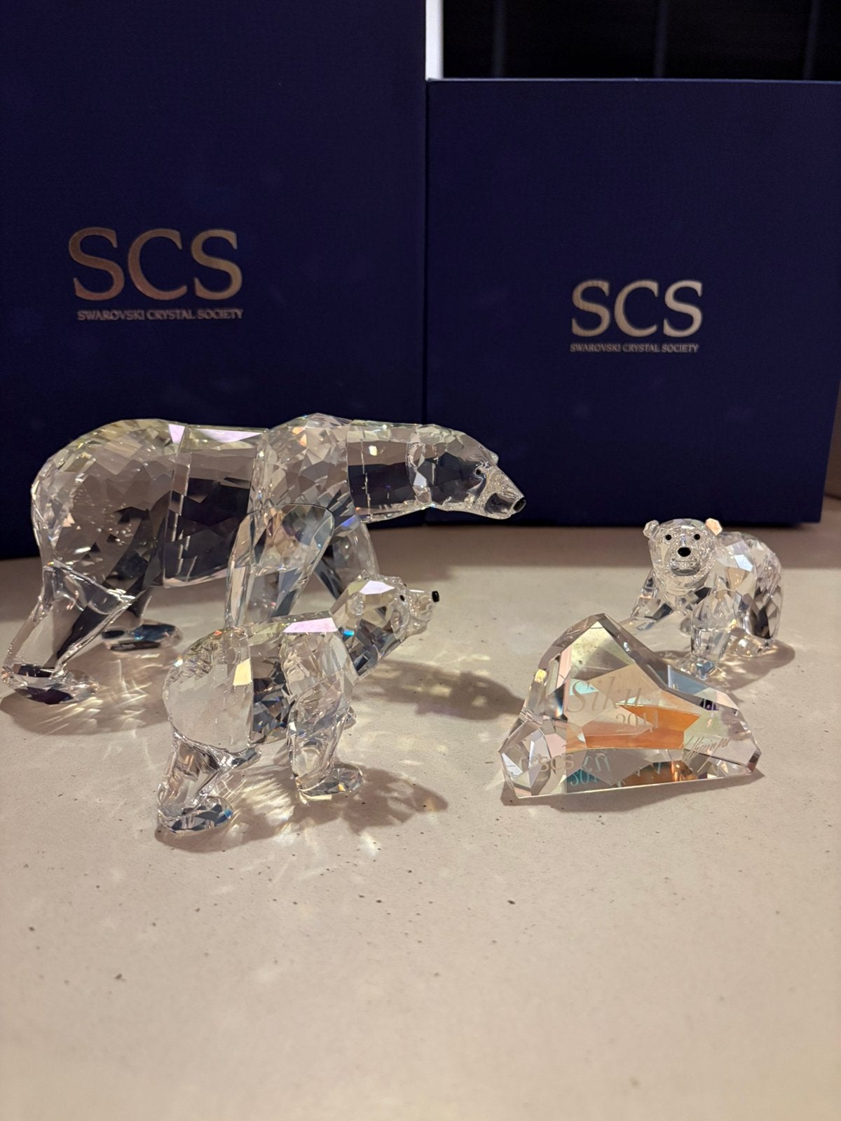 Swarovski jaarstuk Ijsberen Siku, Verzamelen, Ophalen of Verzenden, Zo goed als nieuw
