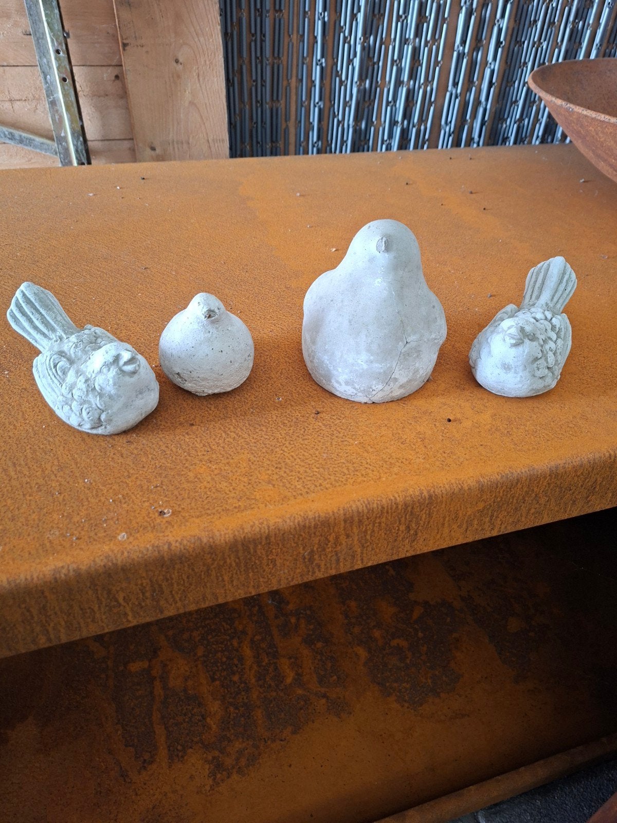 4 betonnen vogeltjes, Tuin en Terras, Tuinbeelden, Ophalen of Verzenden