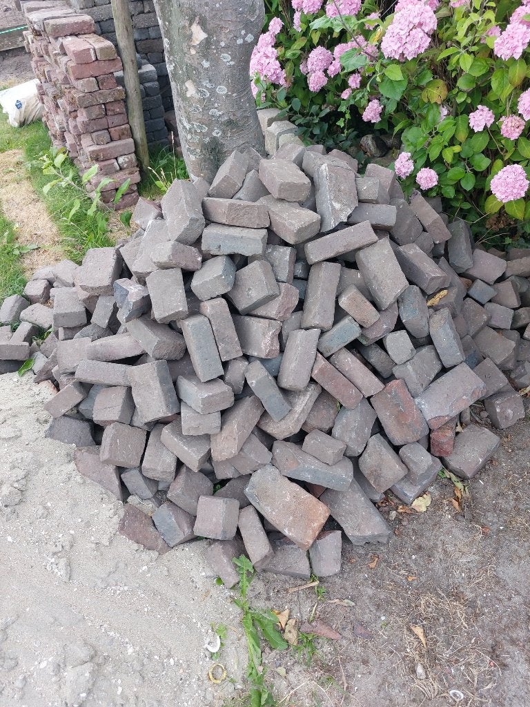 Oude handvorm rijnstenen, gebakken rijnstenen 17 x 7 x 4 cm, Ophalen, Overige materialen, Gebruikt, Klinkers