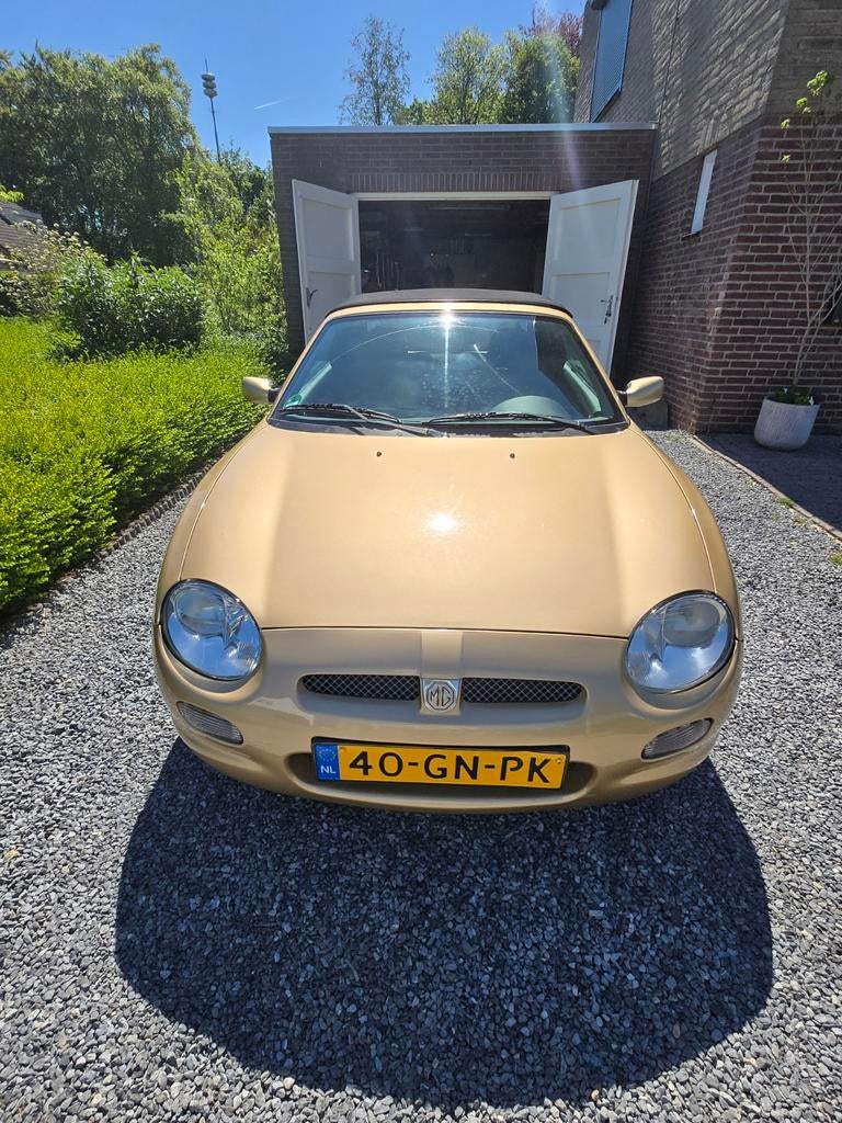 MG F 1.8 I 2001 Beige, Auto's, 13 km/l, Achterwielaandrijving, 40 €/maand, 4 cilinders