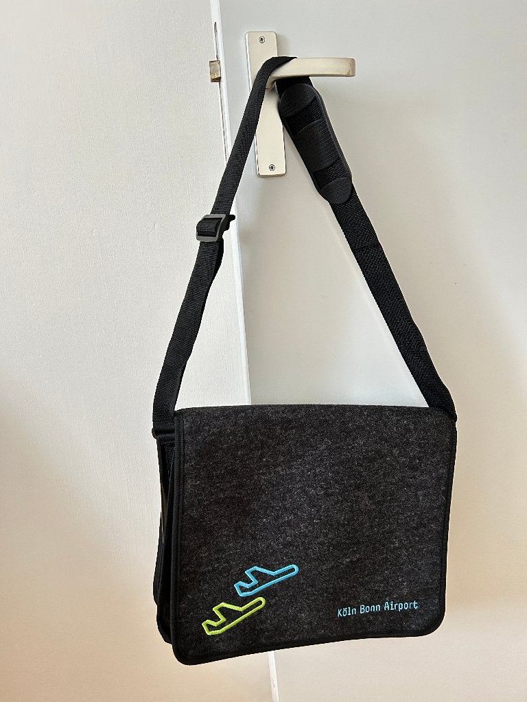 Schoudertas / Laptoptas - Vilt & Waterproof (37x31 cm), Ophalen, Grijs, 17 inch of meer, Nieuw