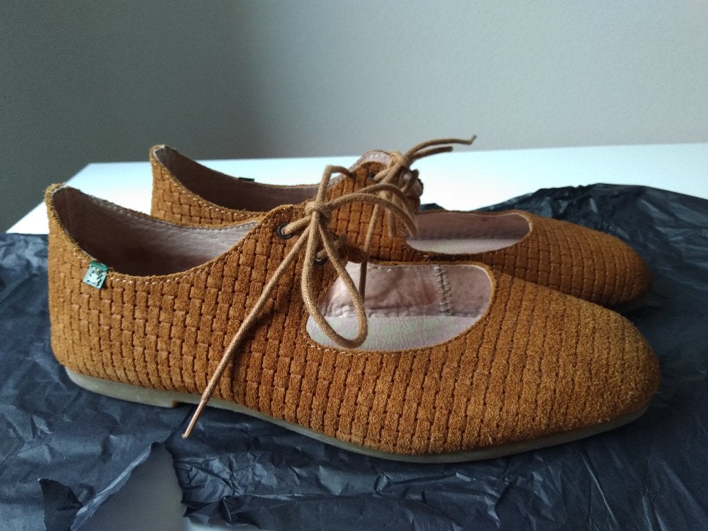 El Naturalista suède ballerina's maat 41, Kleding | Dames, Schoenen, Bruin, Zo goed als nieuw, Ballerina's, El Naturalista