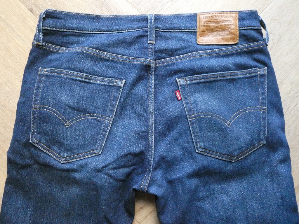 Mooie heren Levi 512 spijkerbroek maat 34-34, Blauw, Ophalen of Verzenden, Zo goed als nieuw, W33 - W34 (confectie 48/50)