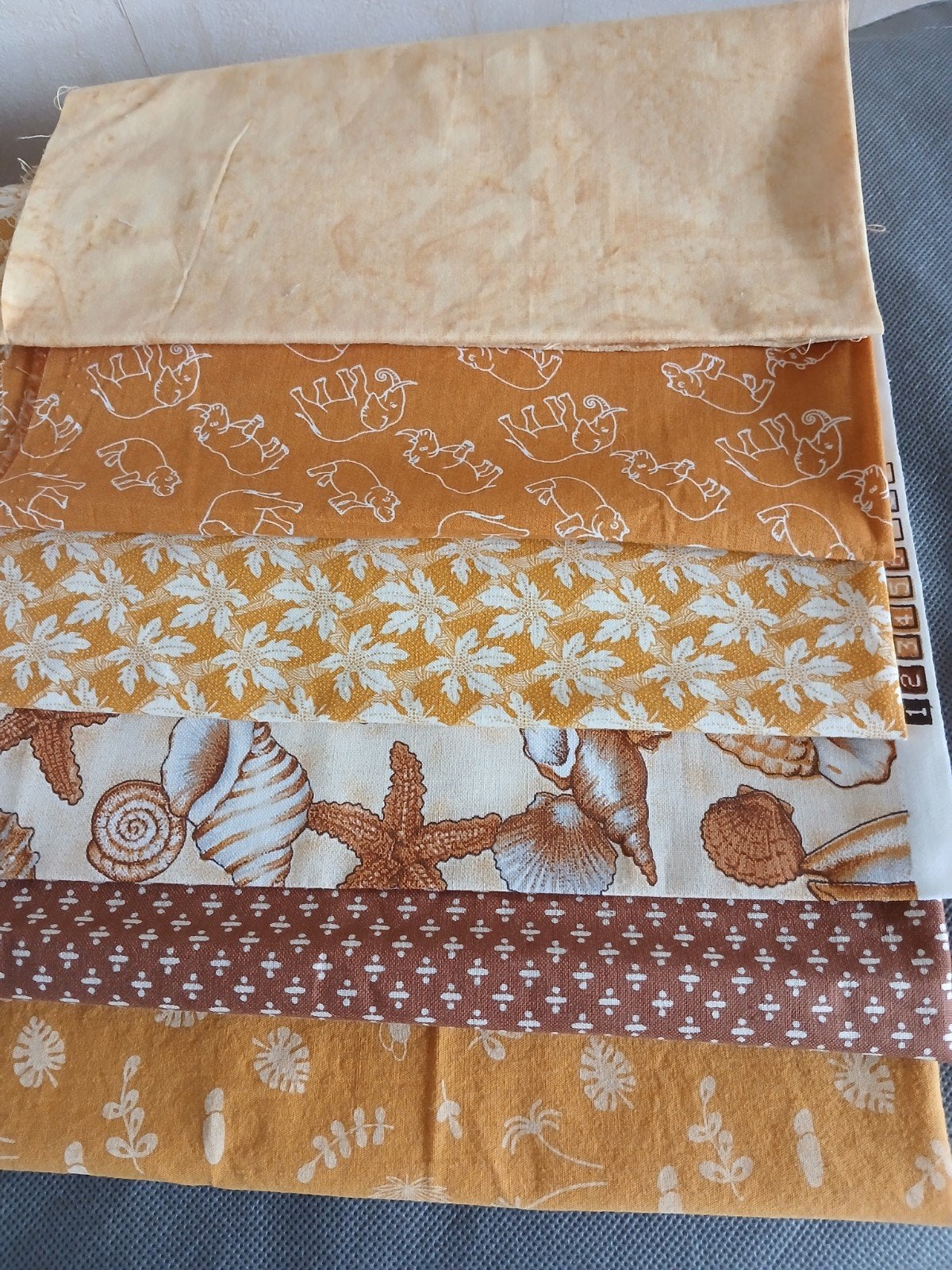 Pakketje quilt stofjes, 120 cm of meer, Geel, Nieuw, Ophalen of Verzenden