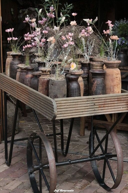 Nepalese kruik met gratis bos veldbloemen en tillandsia, Www.jufbrocante.nl, Www.jufbrocante.nl, Nieuw, Ophalen of Verzenden