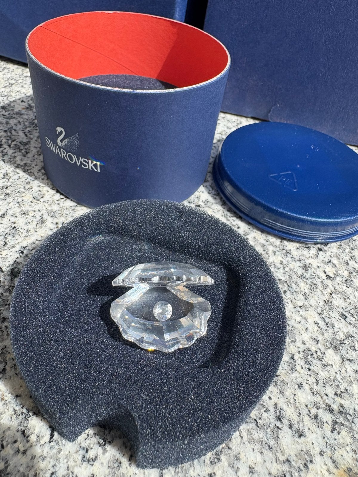 Swarovski Oester met Parel - Origineel met Doos en Certifica, Ophalen, Zo goed als nieuw, Figuurtje