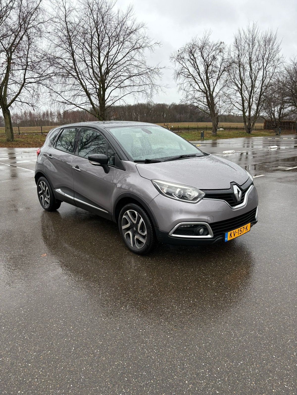 Renault Captur 0.9 TCE 90 2015 Grijs, Auto's, Voorwielaandrijving, 898 cc, 49 €/maand, 1200 kg