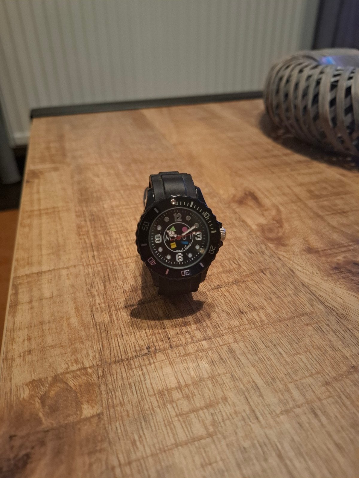 Leuk kinderhorloge, perfect werkend met nieuwe batterij, Ophalen of Verzenden, Gebruikt, Zwart, Jongen