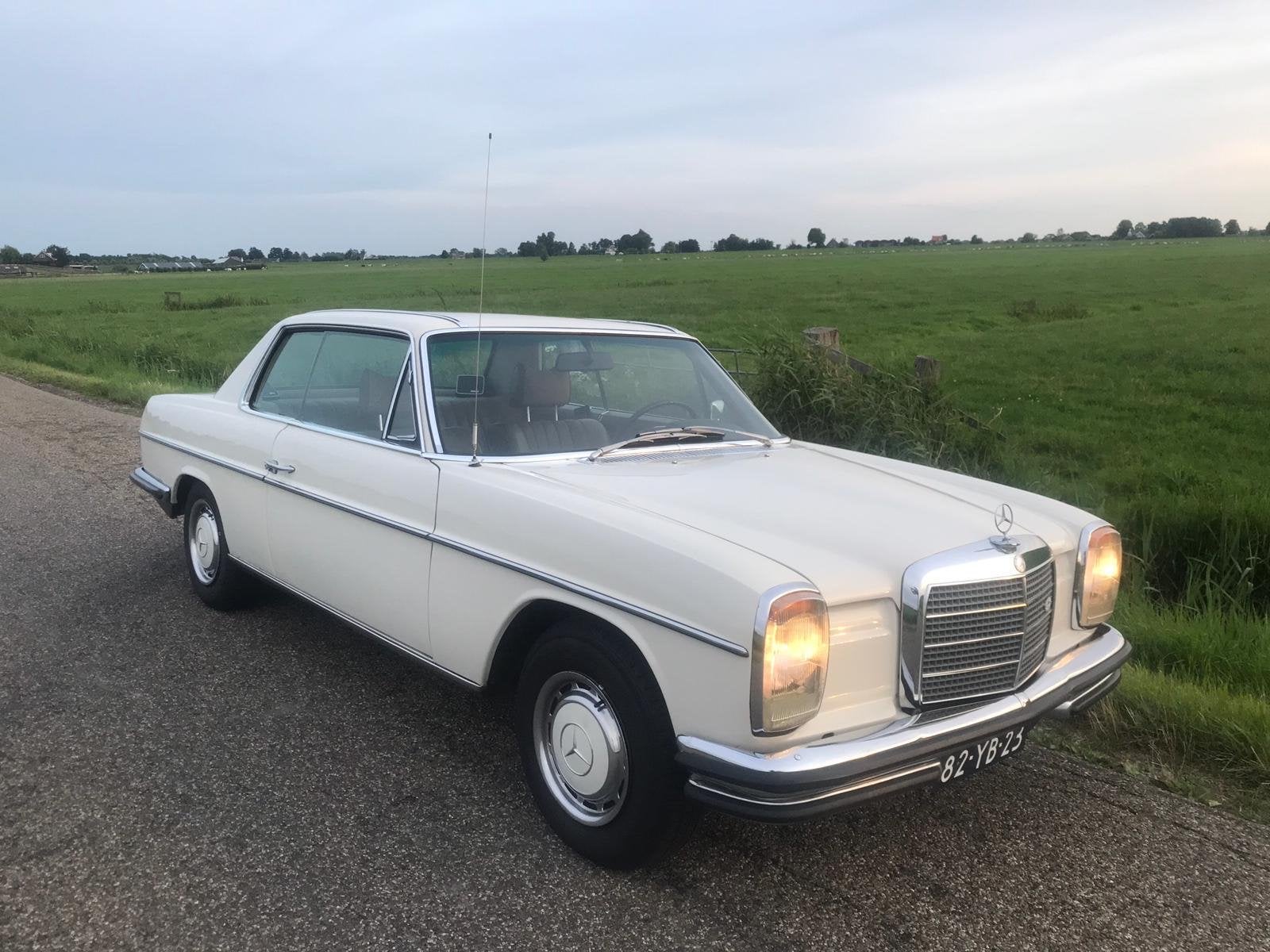 Mercedes 200-SERIE