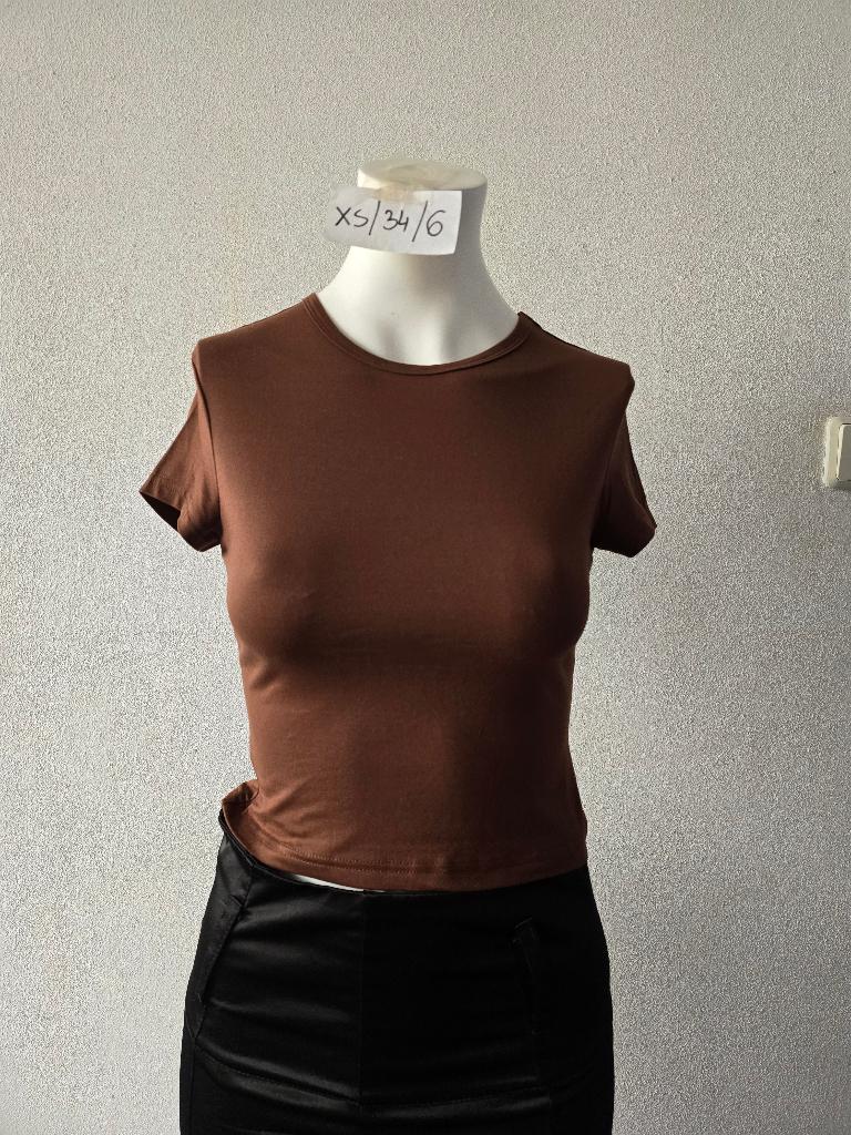 Nieuw Shein shirt maat XS/34, Bruin, Nieuw, Ophalen of Verzenden, Korte mouw