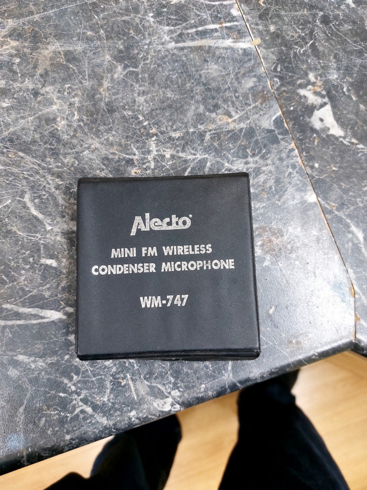 Alecto WM-747 Draadloze Mini FM Condensator Microfoon, Muziek en Instrumenten, Ophalen, Gebruikt, Overige typen, Draadloos