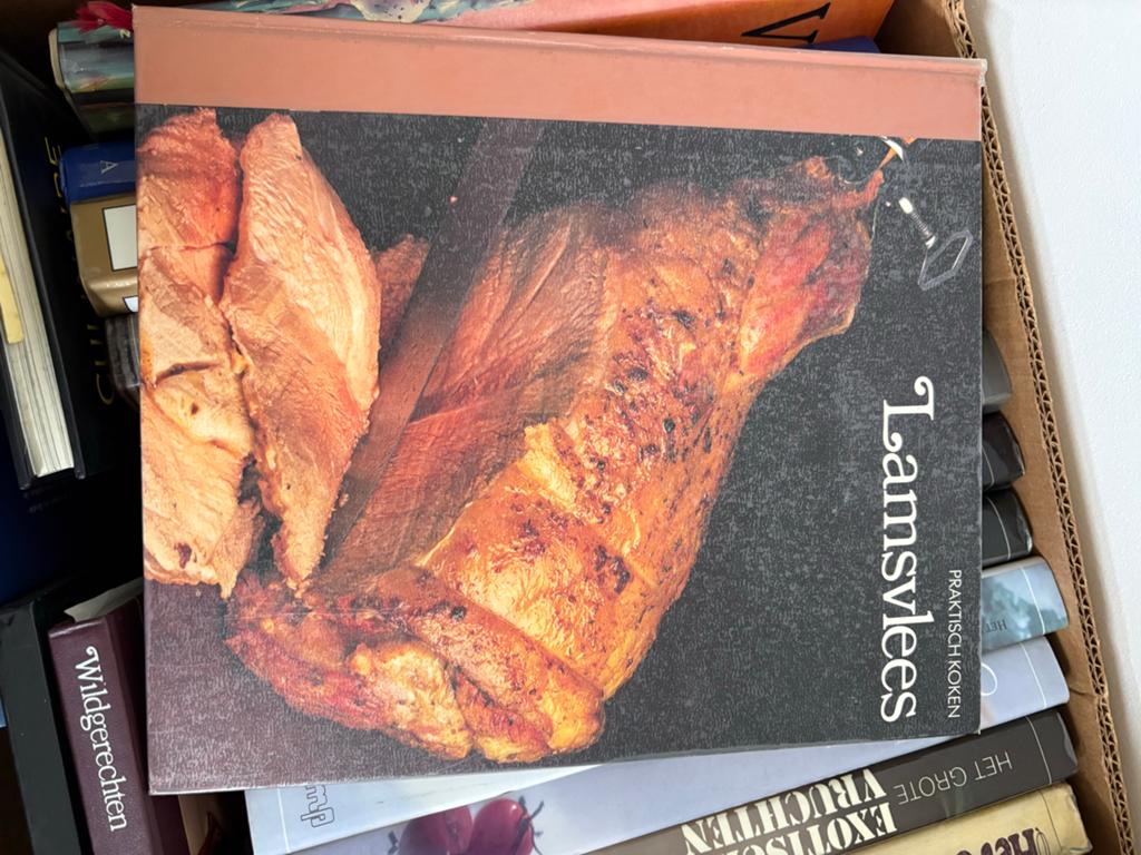 Lamsvlees Kookboek - Praktisch Koken, Ophalen of Verzenden, Gelezen, Overige gebieden, Hoofdgerechten