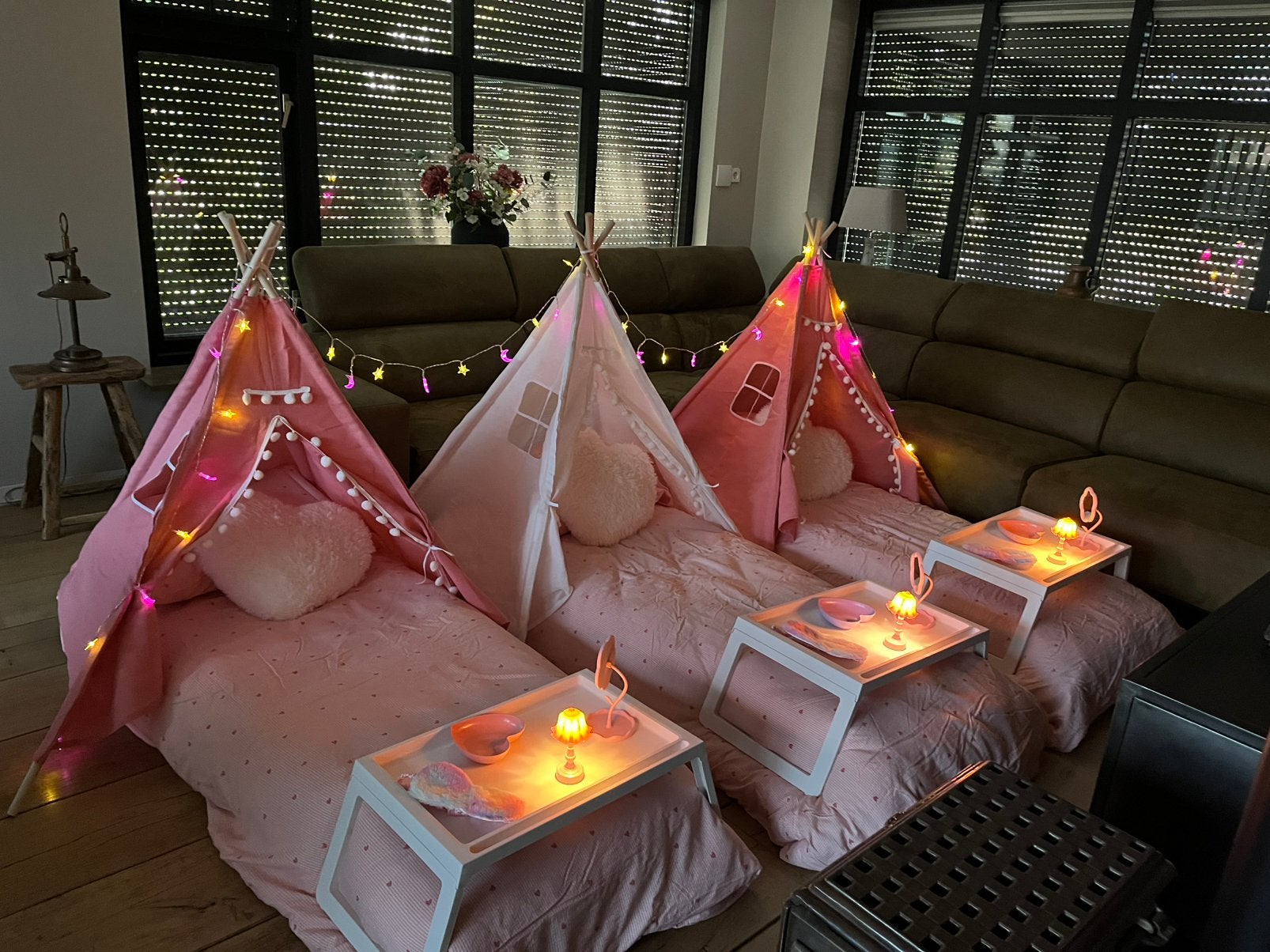 Compleet slaapfeestje tipi te huur, Ophalen, Zo goed als nieuw, Verjaardag