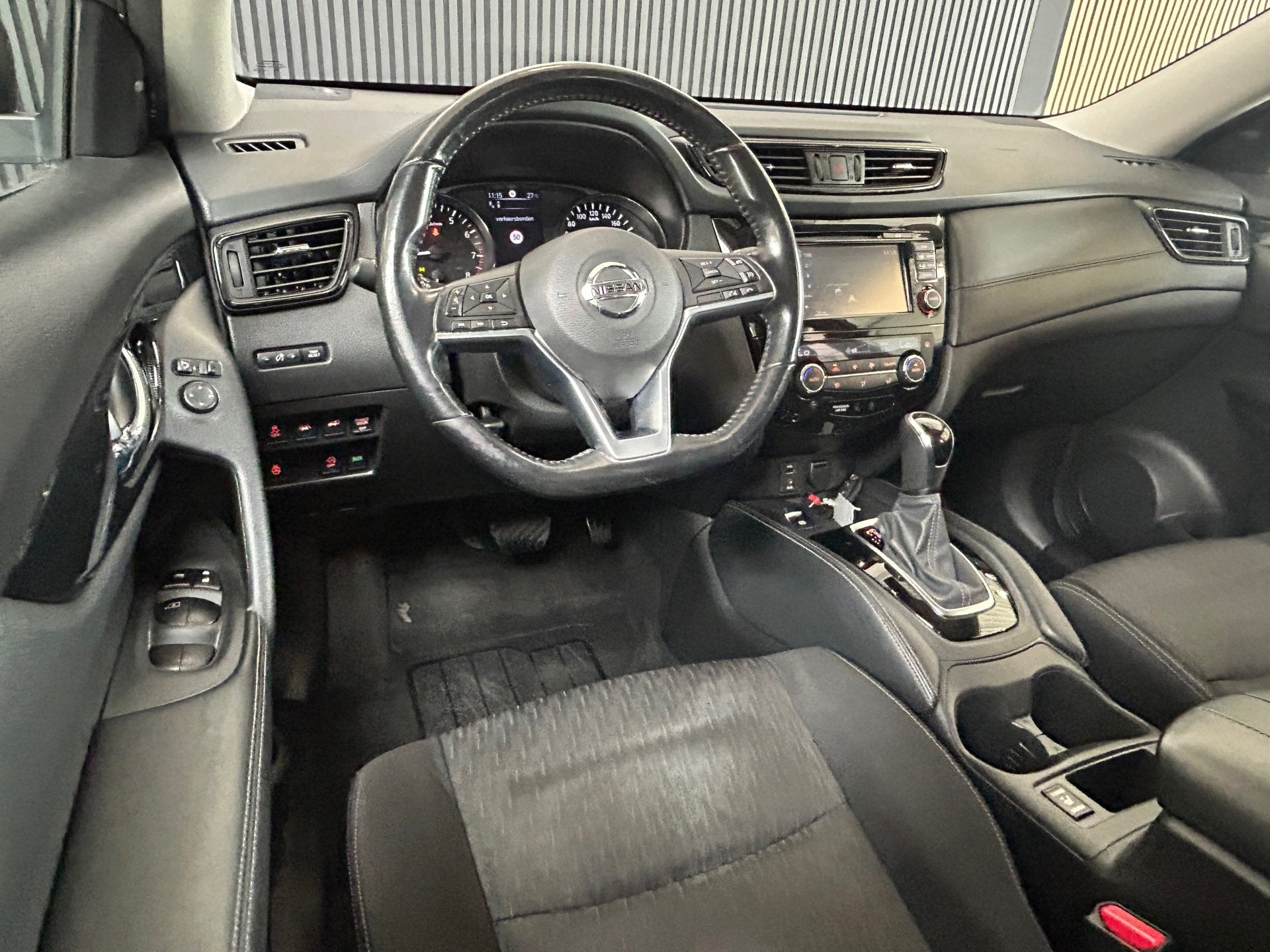 Foto 9 van Nissan X-Trail 1.3 DIG-T N-Connecta AUTOMAAT|CRUISE|NAVI|TRE