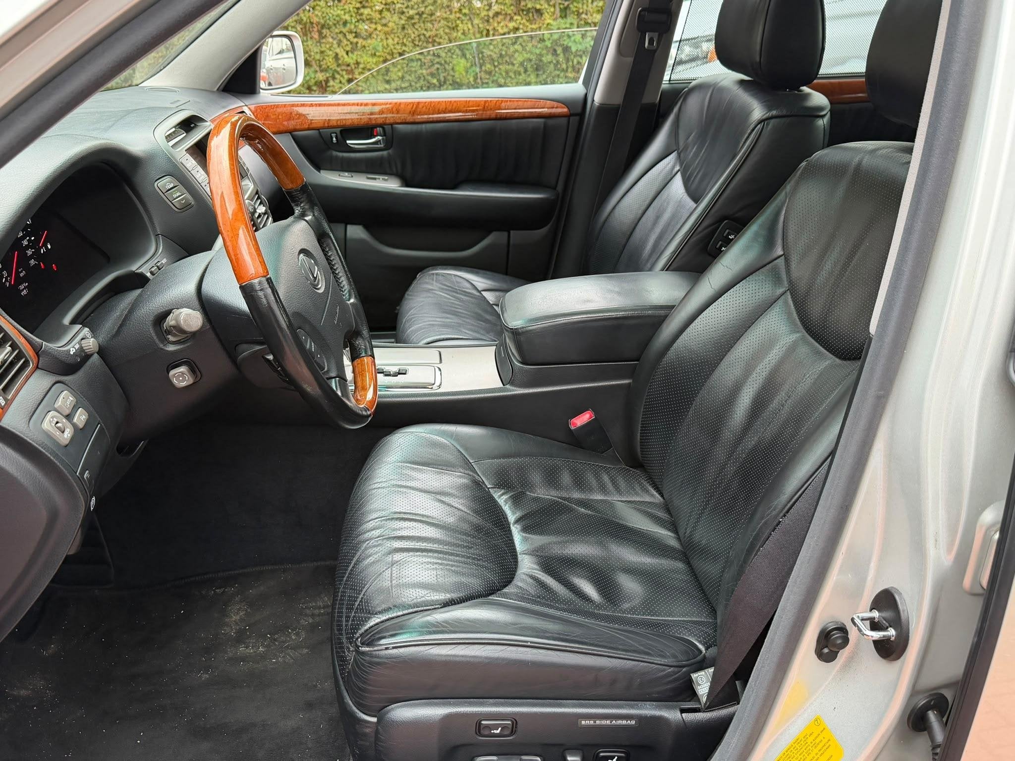 Lexus LS 430 V8 (Nieuwe riem, Nieuwe remmen, Nieuwe beurt), Auto's, Automaat, Achterwielaandrijving, 8 cilinders, Xenon verlichting
