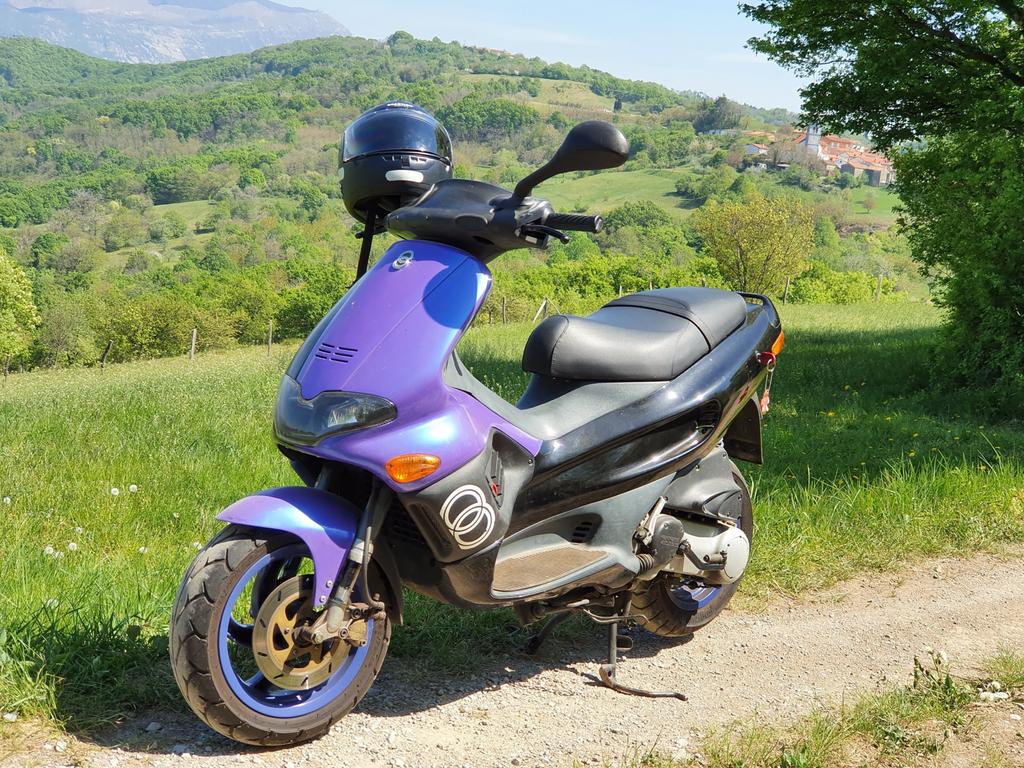 Gezocht: Gilera Runner Quad of bovenstaande scooters, Ophalen of Verzenden, Gebruikt, SR 50