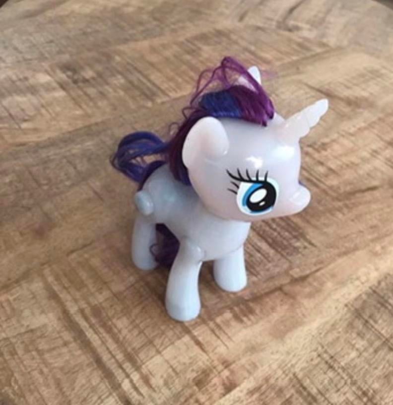 My Little Pony Eenhoorn Figuur - Wit met Paars Haar, Ophalen of Verzenden, Zo goed als nieuw