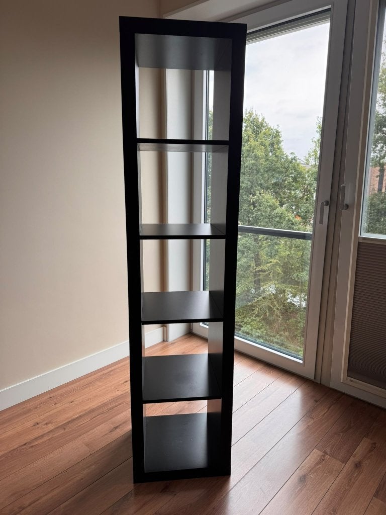 IKEA Kallax kast zwart - 5 vakken, Ophalen, Met plank(en), Gebruikt, 100 tot 150 cm