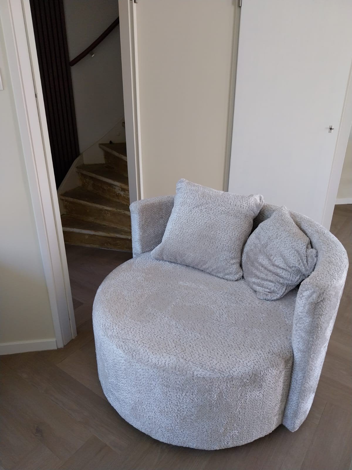 Draaifauteuil Rhodos – Beige, Ophalen, 100 tot 125 cm, Zo goed als nieuw, 100 tot 125 cm