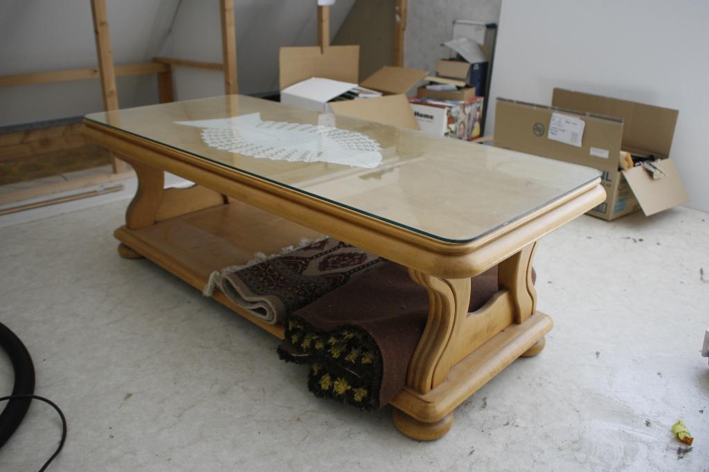 Retro hardhouten salontafel 135Lx60Dx46H met glasplaat, Ophalen, Gebruikt, 100 tot 150 cm, Glas