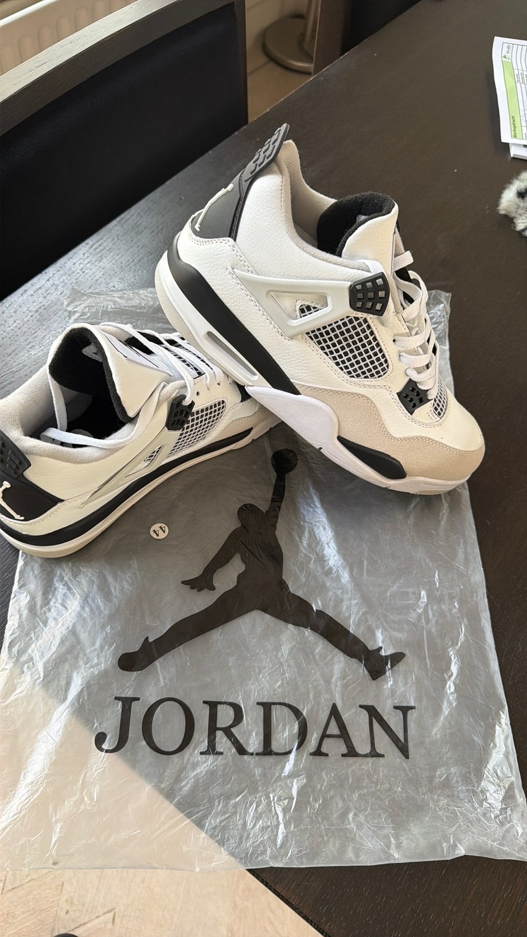 Sneakers, Wit, Nieuw, Ophalen of Verzenden, Sneakers of Gympen