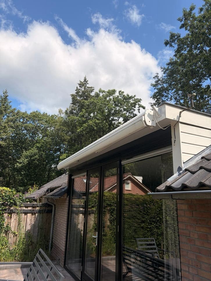 Zonwering 460 cm breed met Somfy motor en windmeter, Ophalen, Gebruikt, 450 cm of meer, Elektrisch