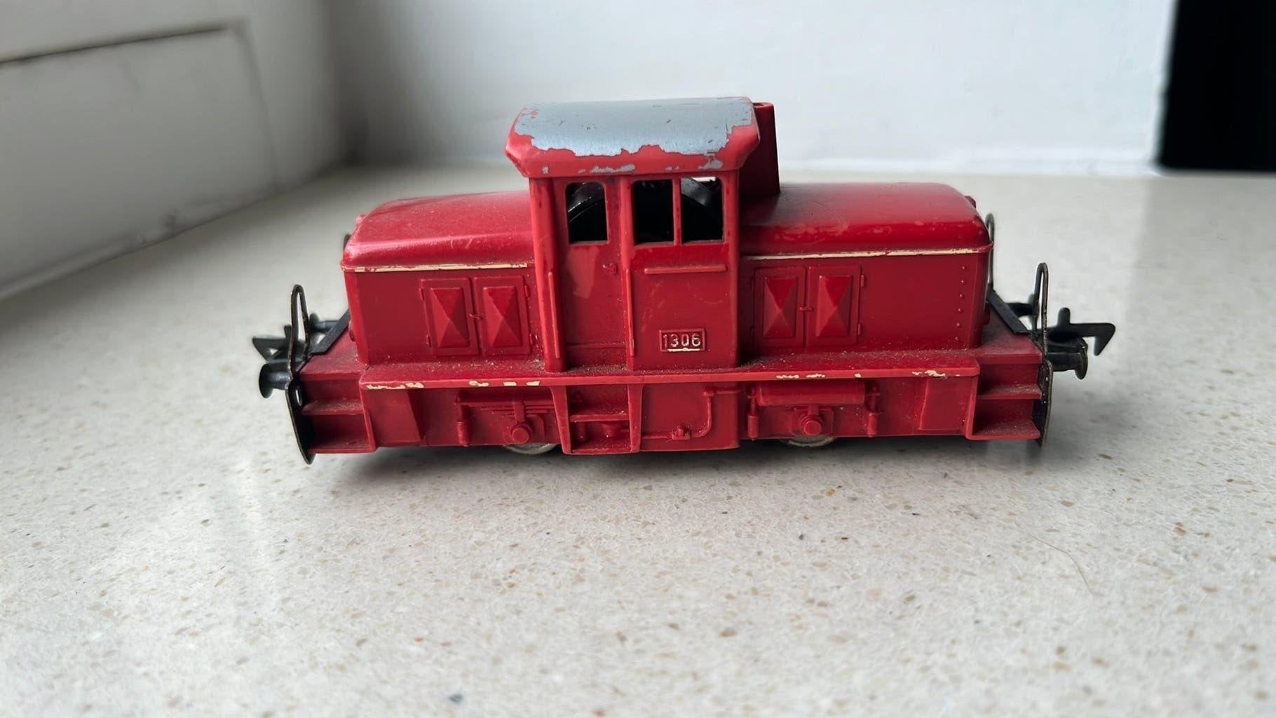 Fleischmann 1306 ho Diesel locomotief, Hobby en Vrije tijd, Modeltreinen | H0, Gebruikt, Fleischmann, Ophalen of Verzenden, Gelijkstroom