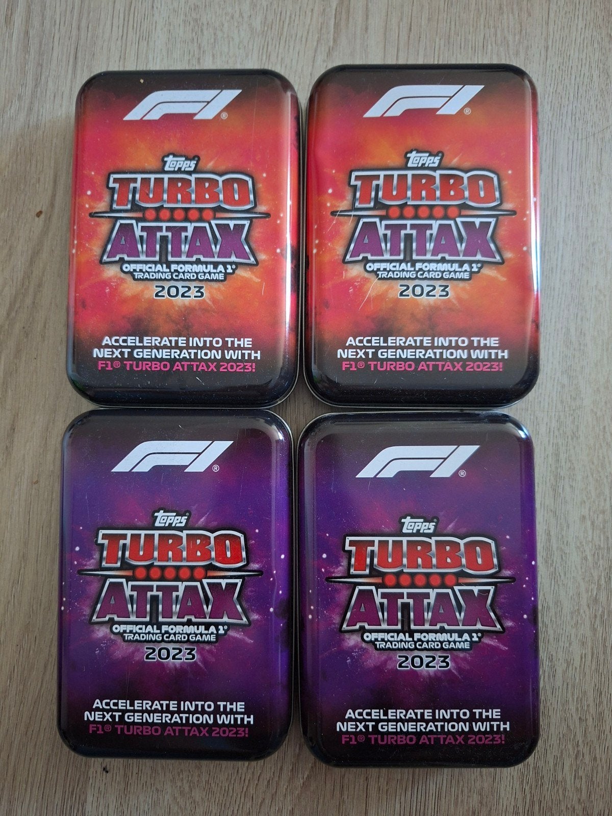 4 lege F1 Topps Turbo Attax 2023 blikken, Ophalen of Verzenden, Zo goed als nieuw