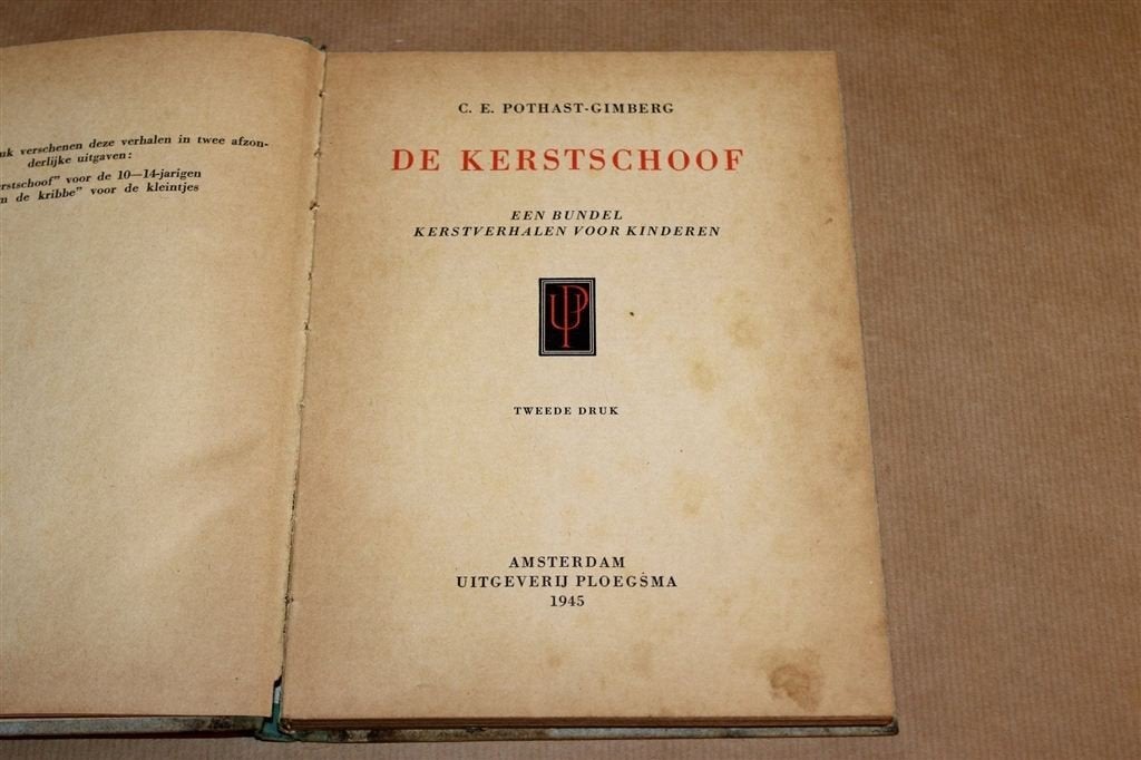 De Kerstschoof — Vintage Kinderboek met Kerstverhalen 1945, Ophalen of Verzenden, Gelezen, Fictie algemeen