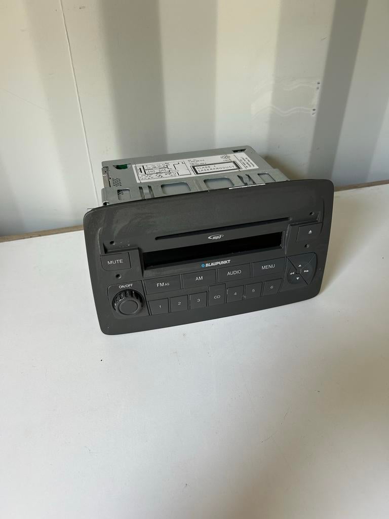 Fiat Panda Radio Origineel Blaupunkt MP3 - Zo goed als nieuw, Auto diversen, Autoradio's, ., Ophalen of Verzenden, Zo goed als nieuw