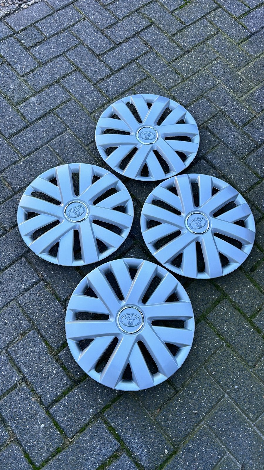 Set Toyota Wieldoppen 14 inch, Ophalen of Verzenden, Nieuw