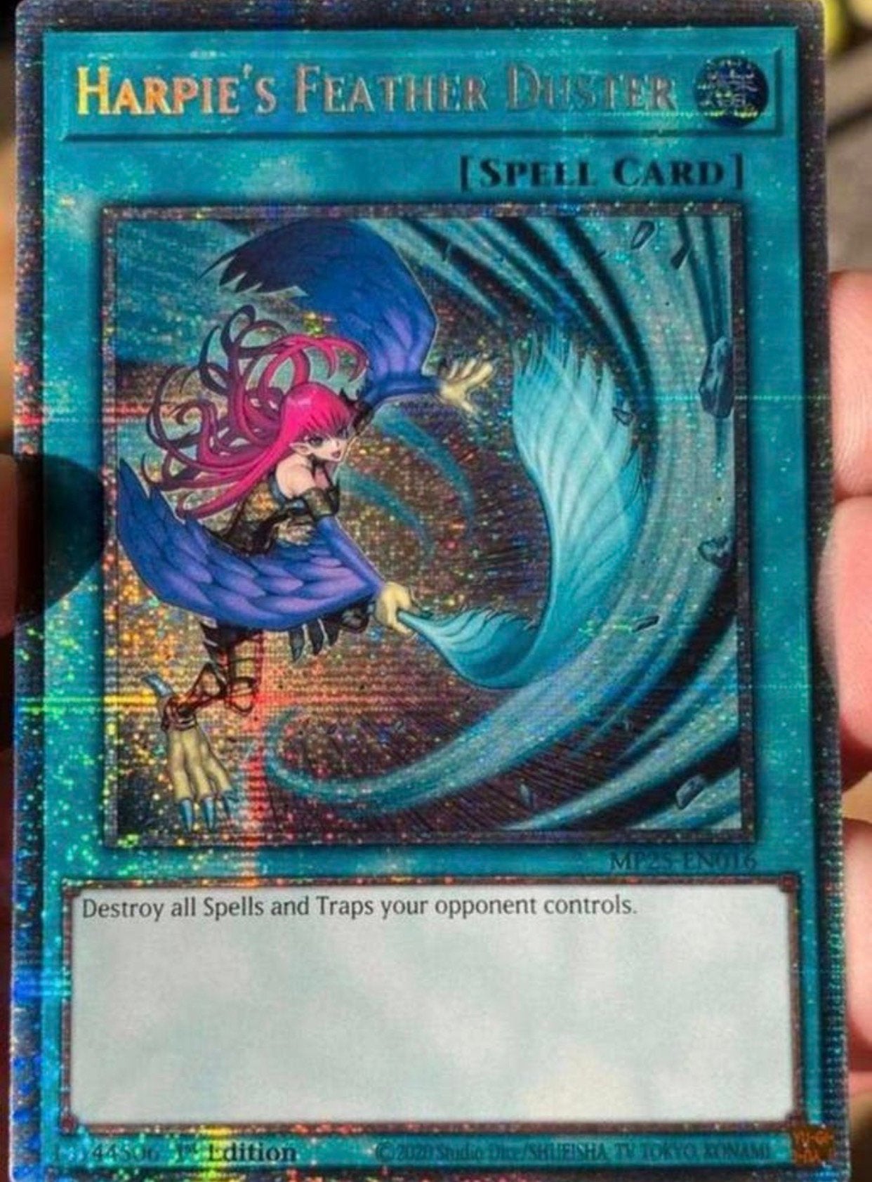 Yu-Gi-Oh! Harpie’s Feather Duster MP25 1st Starlight Rare !, Ophalen of Verzenden, Zo goed als nieuw, Losse kaart, Foil