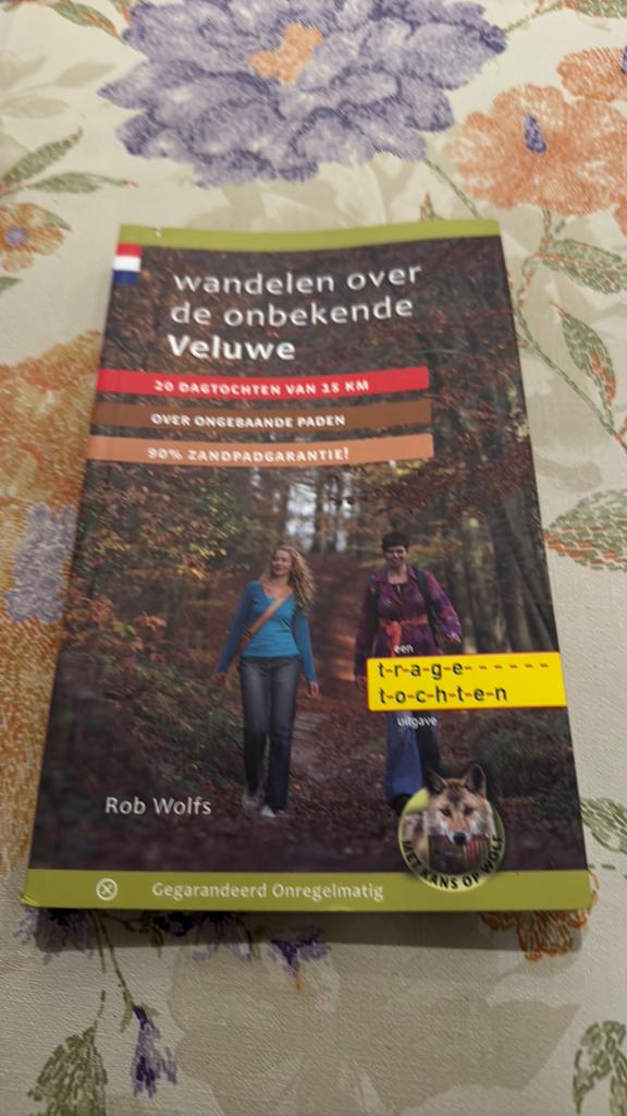 Rob Wolfs - Wandelen over de onbekende Veluwe, Overige merken, Europa, Ophalen of Verzenden, Zo goed als nieuw