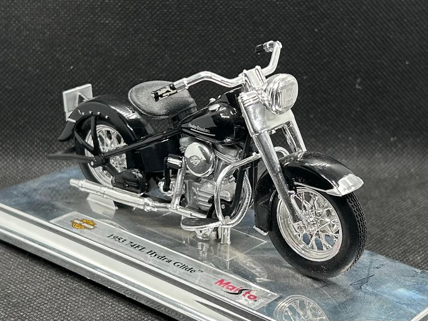 Maisto Harley Davidson Hydra Glide 1:18, Verzenden, Zo goed als nieuw, Motor, Maisto