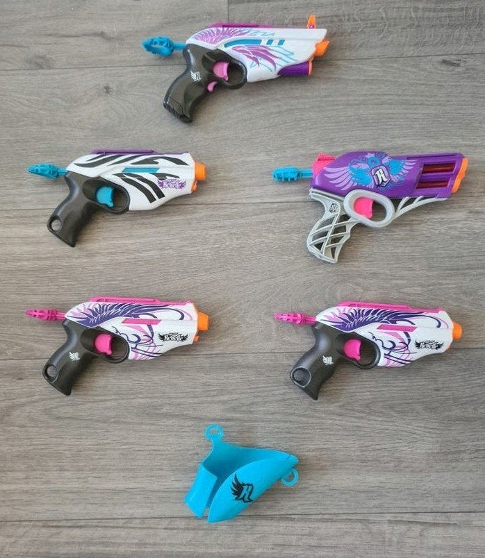 Rebelle nerf 5 stuks, Ophalen, Zo goed als nieuw