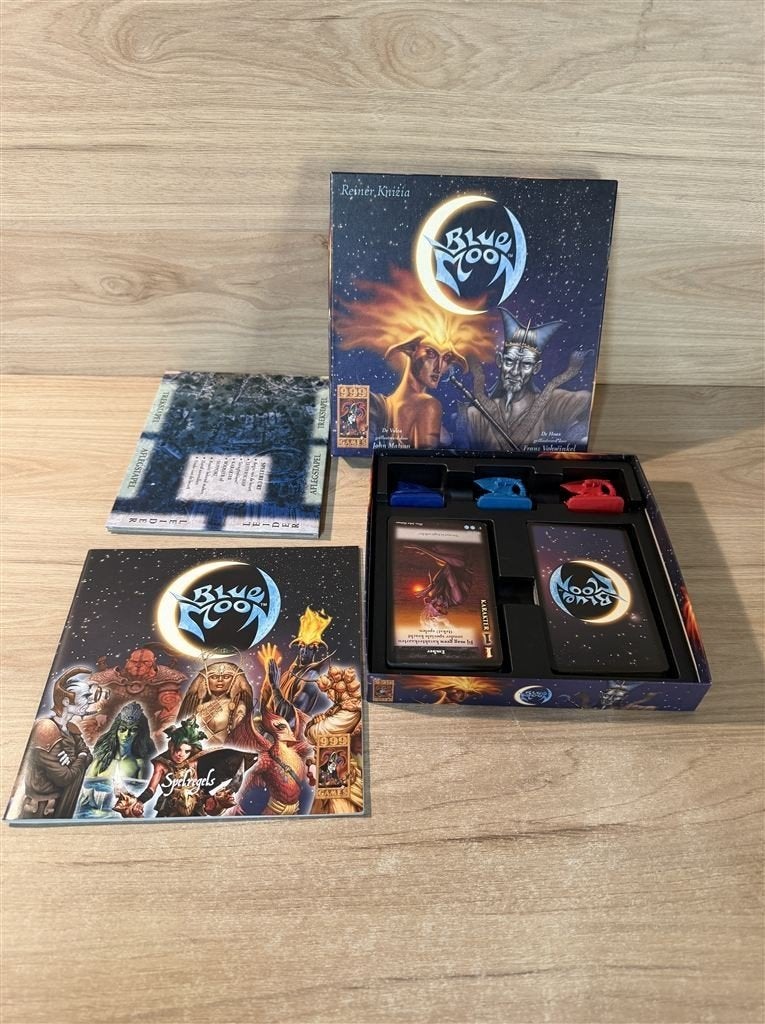 Blue moon - 999 games - s6405, Verzenden, Zo goed als nieuw