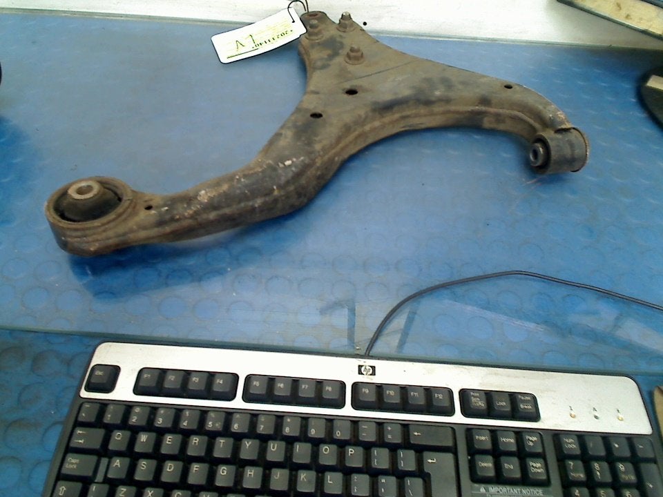 Draagarm Links Voor Kia Sportage (JE) (2004-09/2010-11), Info@kia.de, Kia Deutschland GmbH, Gebruikt, Theodor-Heuss-Allee 11, Frankfurt am Main 60486, , Duitsland