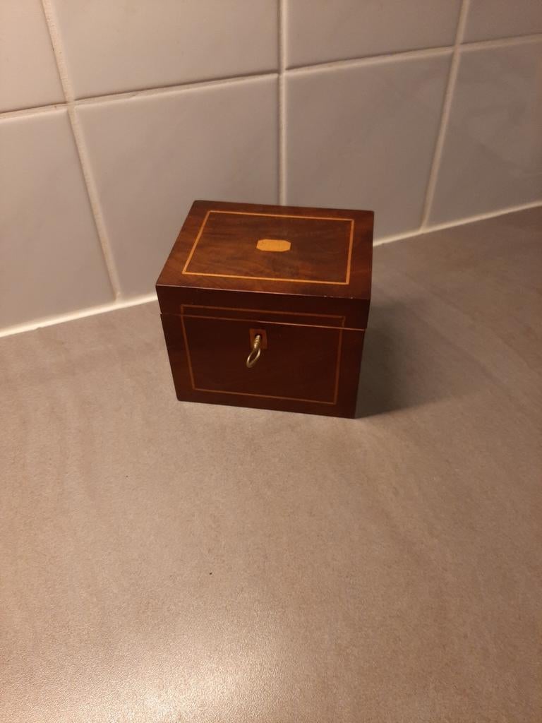 Theekistje  antiek, Ophalen of Verzenden, Gebruikt, Minder dan 50 cm, Minder dan 50 cm