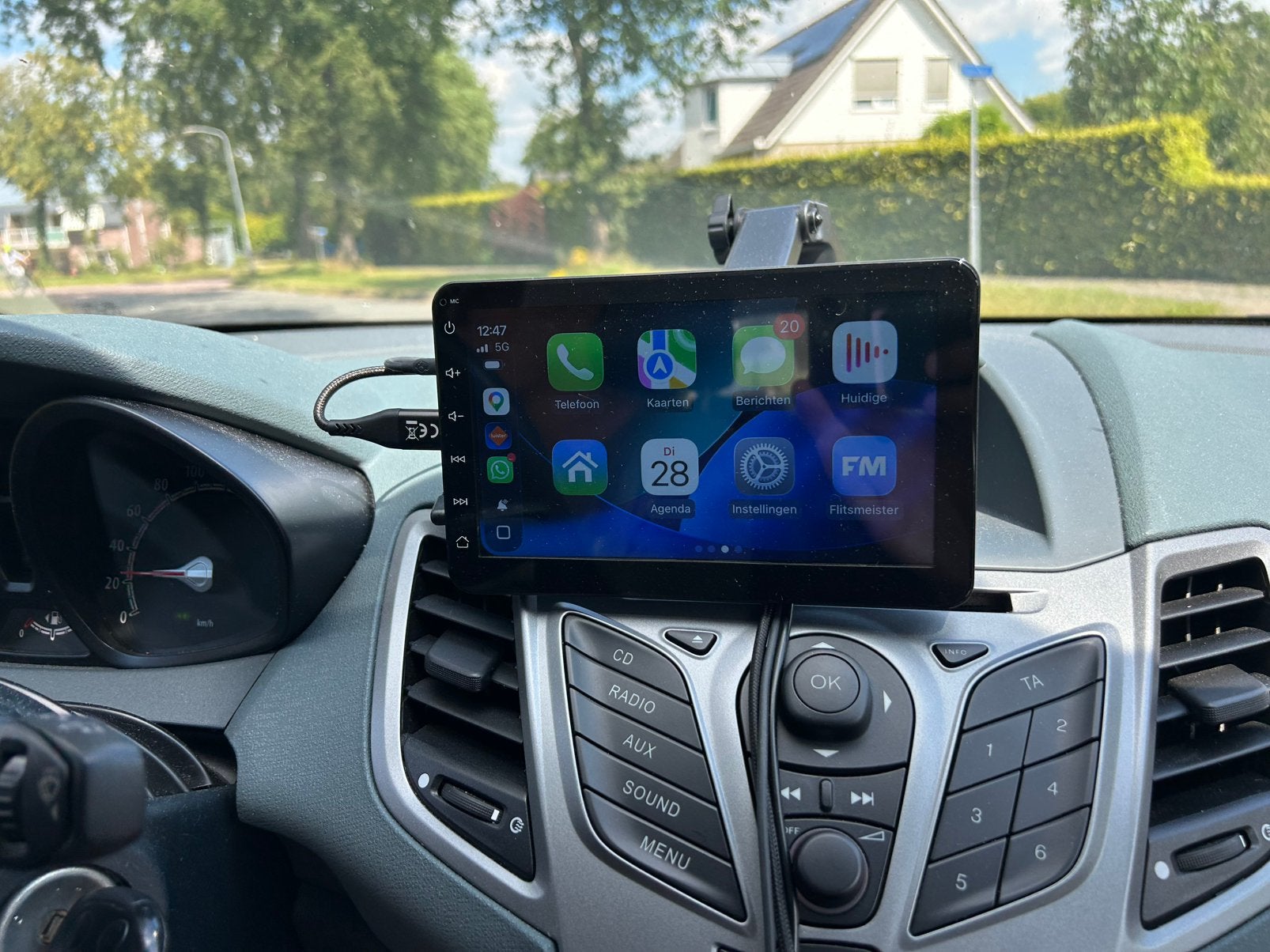 7 inch Carplay en Android Auto, Ophalen of Verzenden, Zo goed als nieuw