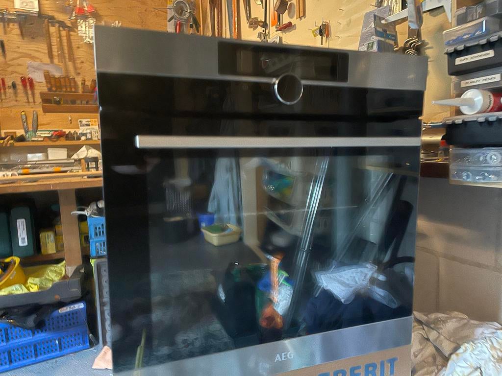 AEG 8000 serie Assisted Cooking Heteluchtoven BPK948230M, Witgoed en Apparatuur, Ovens, Ophalen, Oven, Hete lucht, Zo goed als nieuw