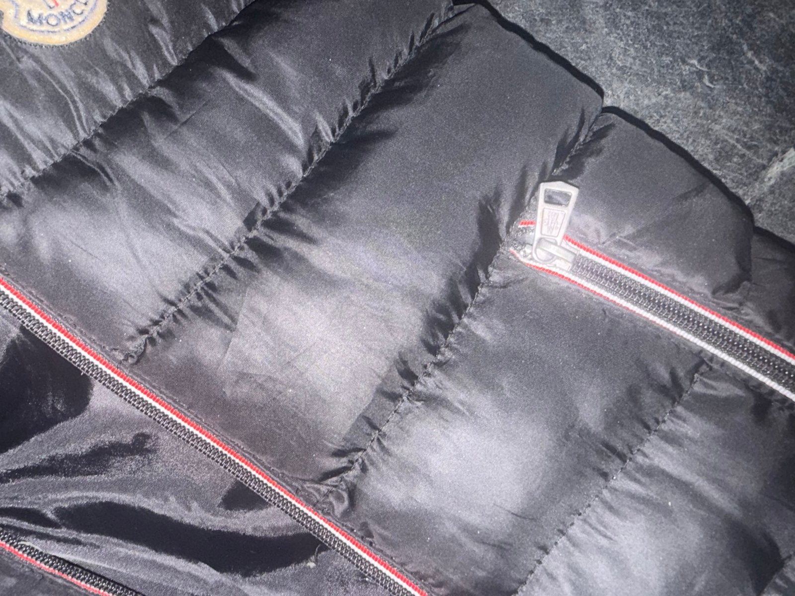 Moncler bodywarmer zwart, Kinderen en Baby's, Ophalen of Verzenden, Zo goed als nieuw, Jas