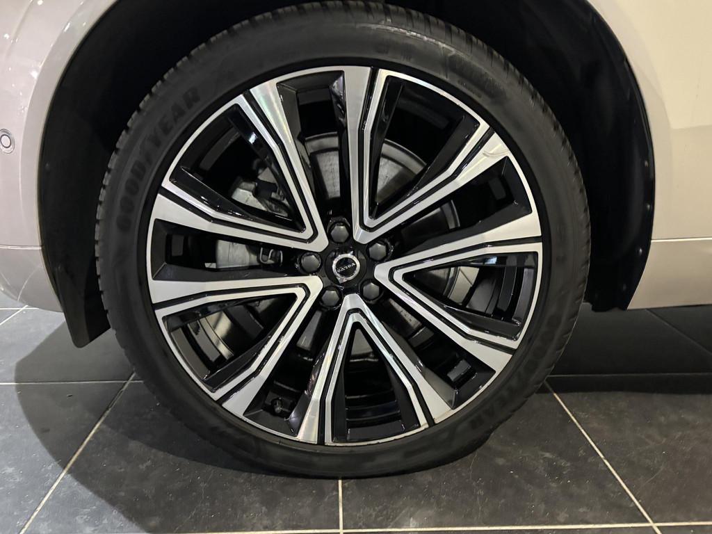 Volvo XC60 2.0 T6 Plug-in hybrid AWD Ultimate Bright | Panor, Auto's, Volvo, Automaat, Gebruikt, Euro 6, 4 cilinders