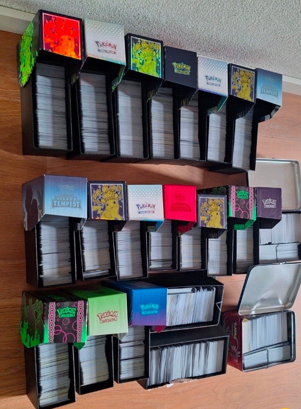 10.000 pokemon bulk inclusief holo's, Hobby en Vrije tijd, Verzamelkaartspellen | Pokémon, Ophalen of Verzenden, Zo goed als nieuw