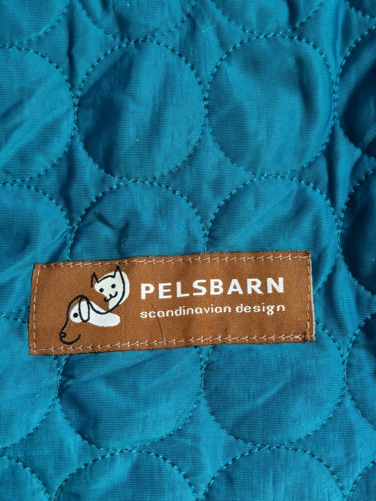 Pelsbarn koeldeken met kussen, Ophalen, Zo goed als nieuw