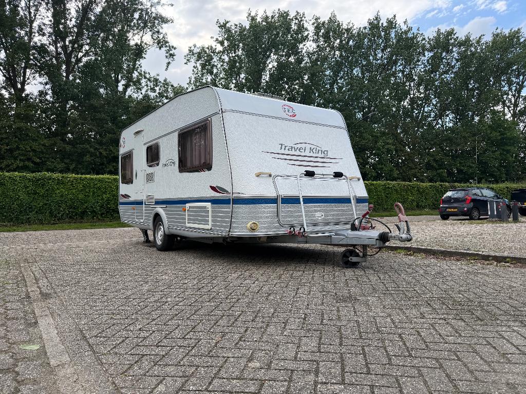 TEC Travel King 490 TE 2006, Caravans en Kamperen, Caravans, T.E.C., Schokbreker, Treinzit, 4 tot 5 meter